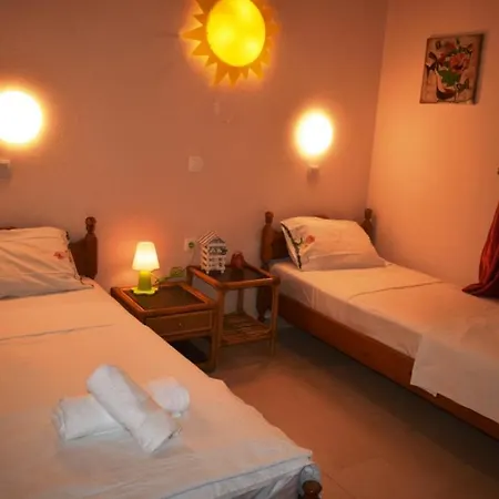 Central Luxury Apartment Next To The Beach Ofrinion Exterior photo
