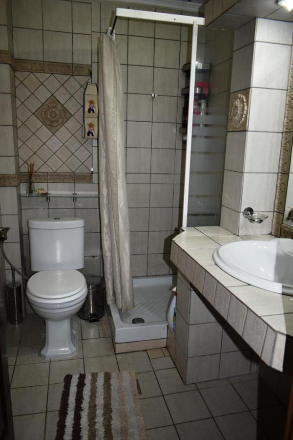 Luxury Next To The Apartment